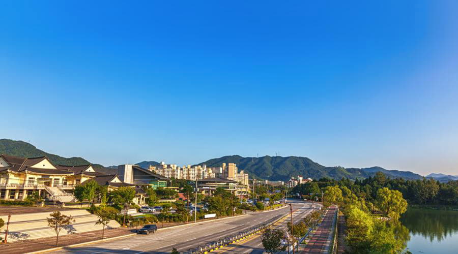 Top car rental deals in Chungju-Si